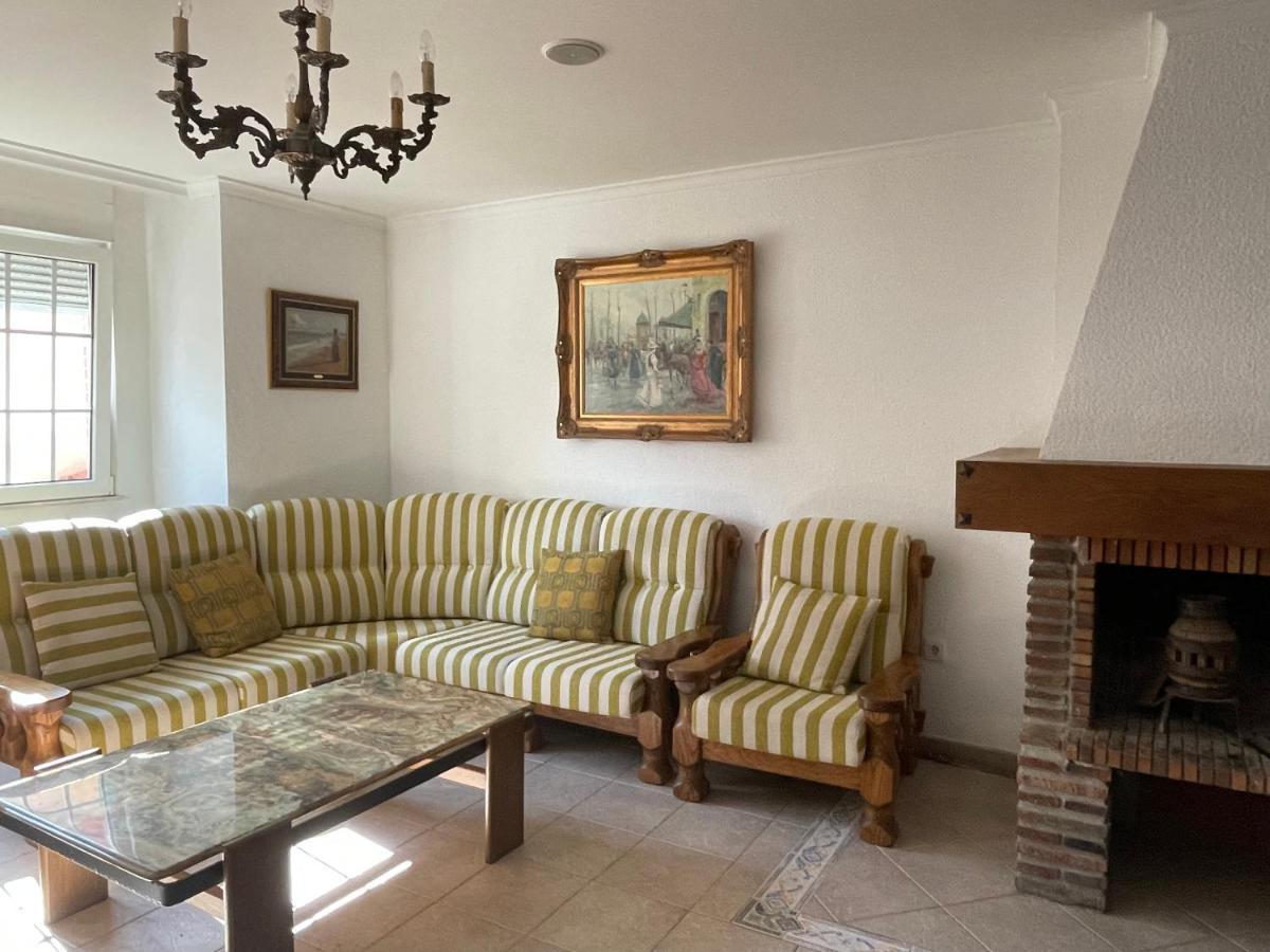 Hostel Arenos Velilla del Rio Carrion Εξωτερικό φωτογραφία